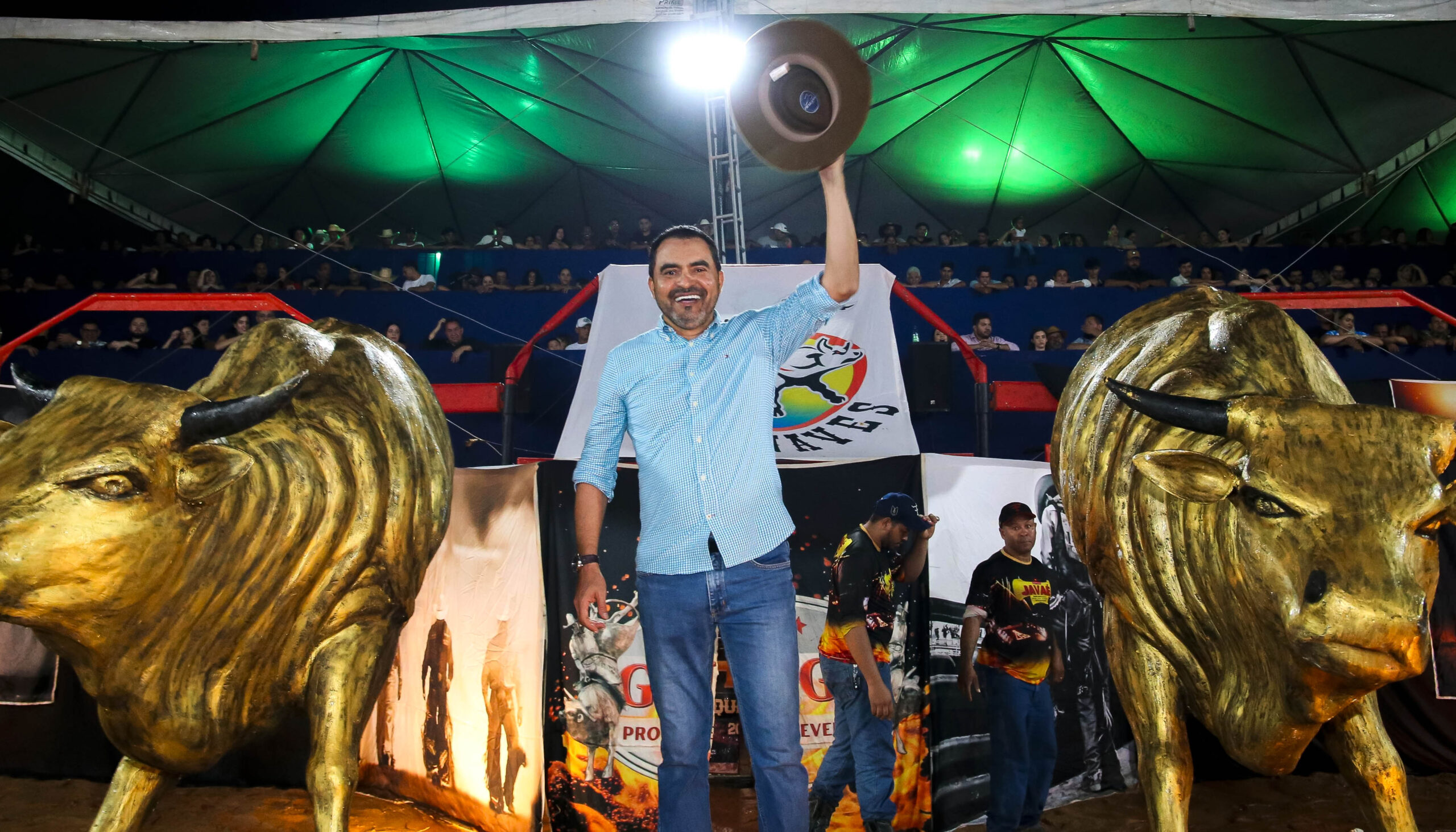 Governador Wanderlei Barbosa participa da segunda noite da tradicional festa de Rodeio de Taquaruçu