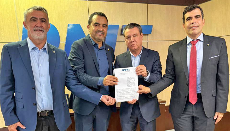 Em Brasília, governador Wanderlei Barbosa conclui tratativas com DNIT para recuperação de 380 km de rodovias danificadas no Tocantins
