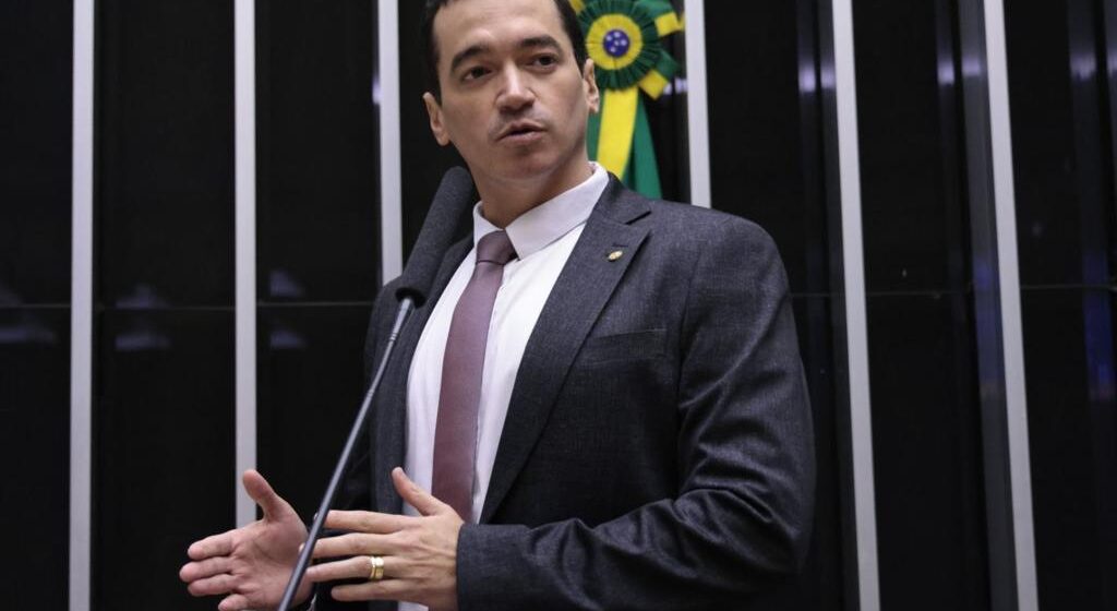 Ranking nacional aponta Alexandre Guimarães como destaque entre parlamentares tocantinenses