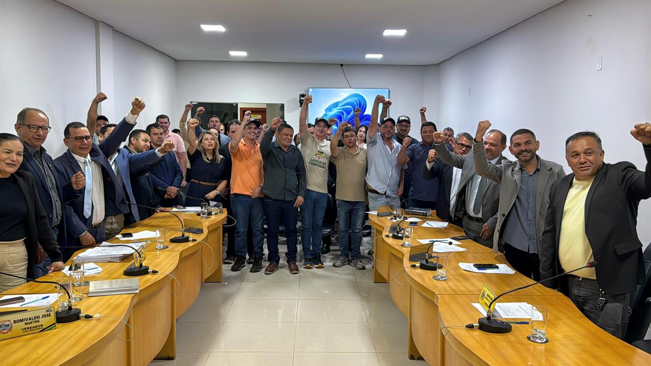 Pé Na Estrada: Alexandre Guimarães percorre o Vale do Araguaia na nova etapa do MDB Presente