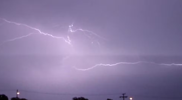 Homem morre após possível descarga elétrica ao tocar em cancela no TO