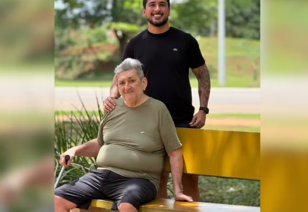 Pai de influenciador completa 10 dias na UTI e filho faz desabafo emocionante