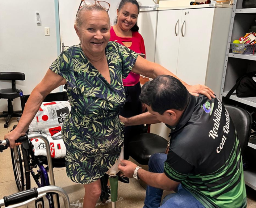 SES-TO realiza medição e entrega de órteses e próteses no CER de Palmas