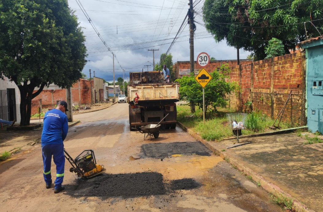 Prefeitura da Capital realiza operação tapa-buracos em diferentes regiões da cidade