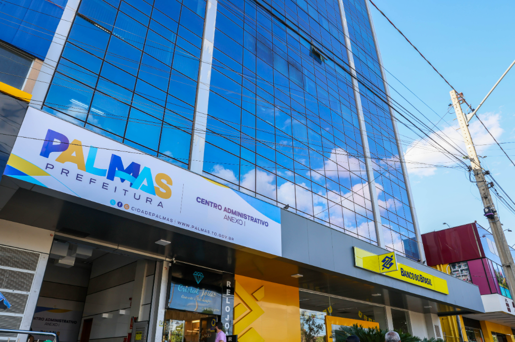 Prefeito Eduardo Siqueira Campos faz mudanças na estrutura administrativa de Palmas