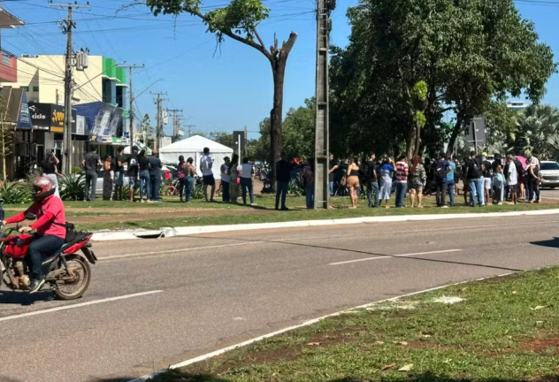 Correria de última hora: filas enormes para regularização do título de eleitor no TO