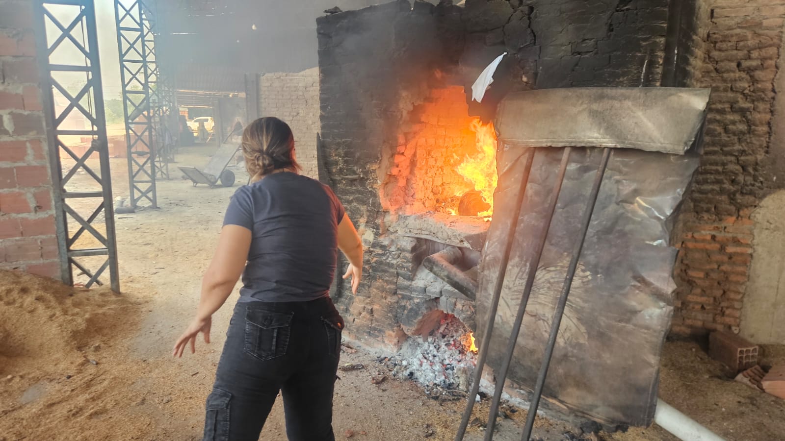 Incineração Paraíso - PCTO (3) Polícia Civil do Tocantins incinera mais de 100 kg de drogas apreendidas durante investigações em Paraíso do Tocantins
