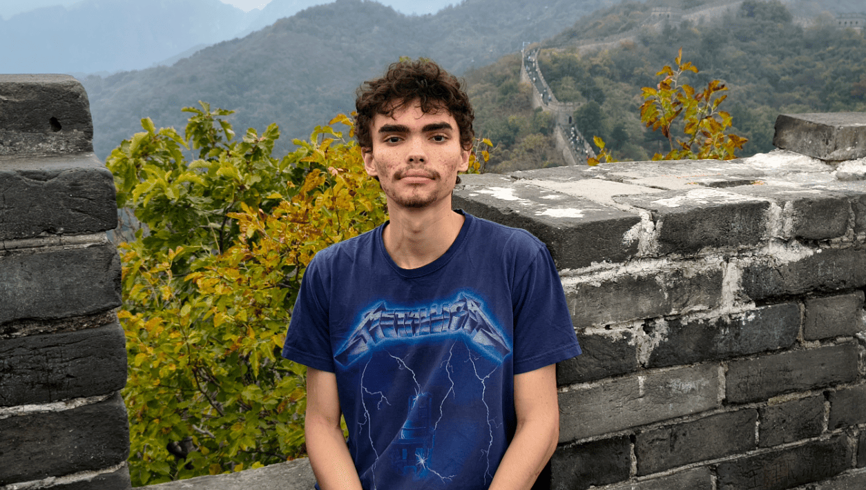 Estudante egresso da rede estadual participa de intercâmbio na China